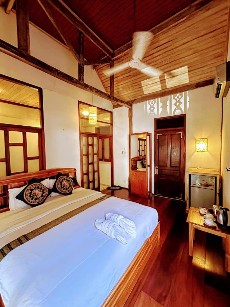 Ireenkevin Guesthouse Luang Prabang Eksteriør billede